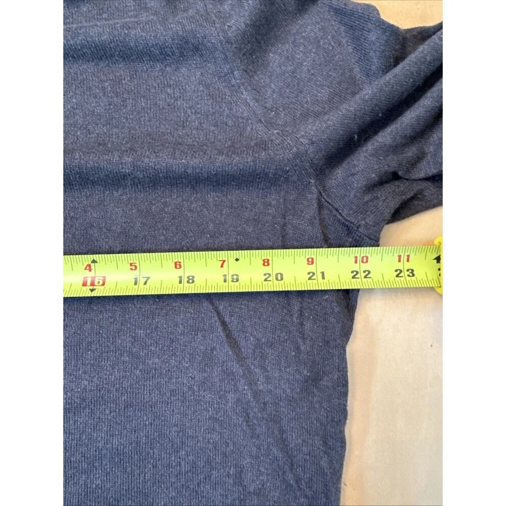 BROWN CASHMERE Banana Republic Men’s Size L Long sleeved Silk V Neck Sweater